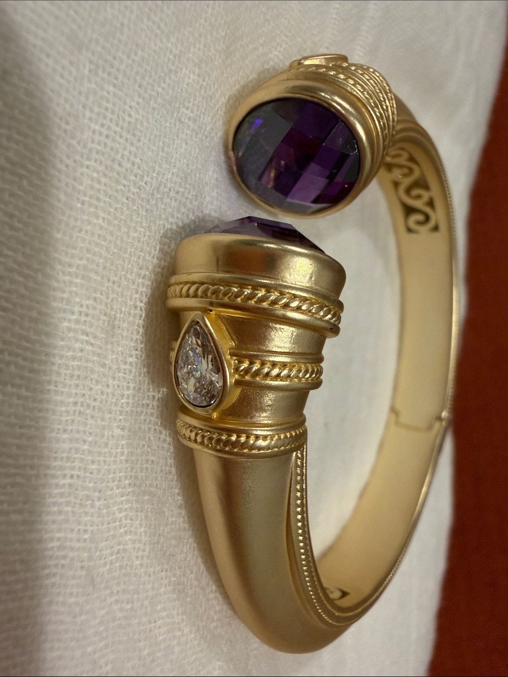 Matching gold tone and amethyst bracelet and earrings. - Picture 5 of 6
